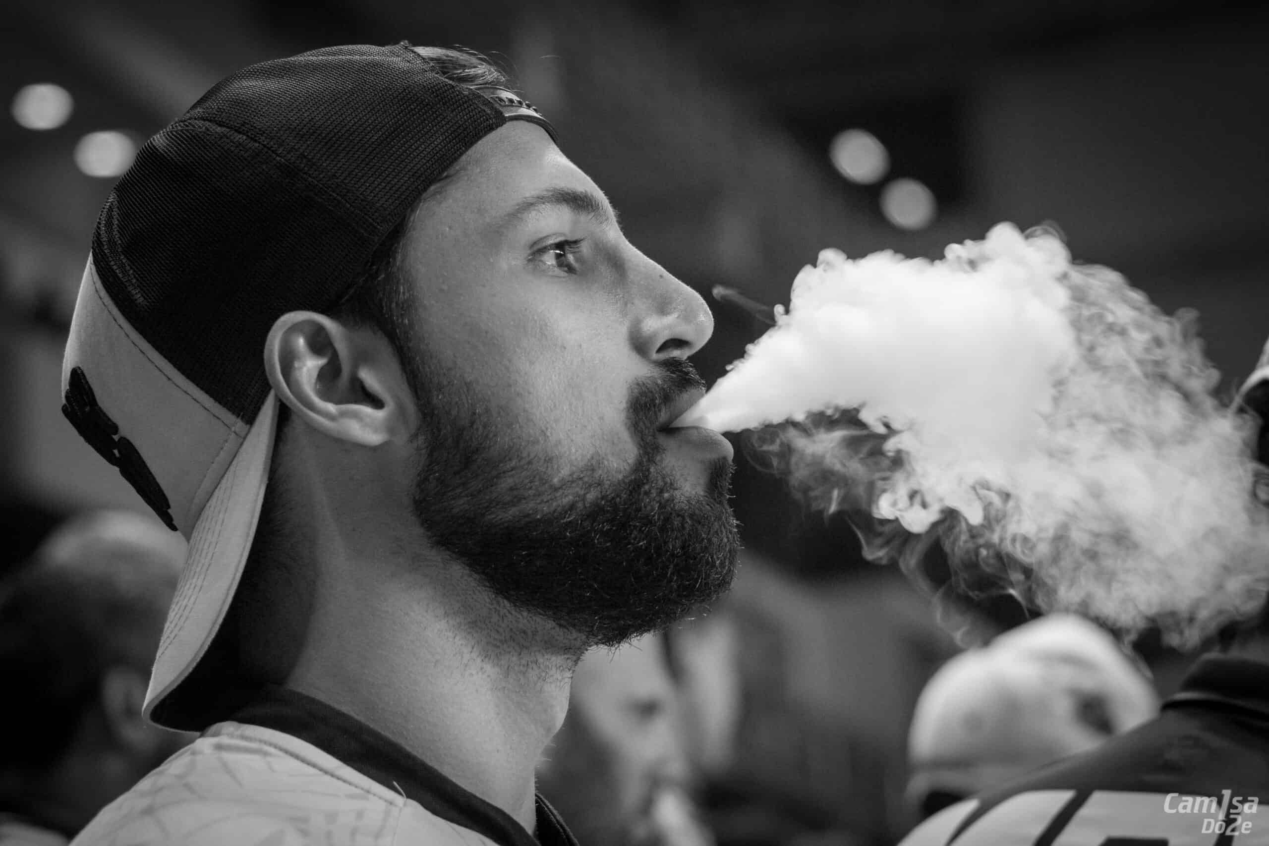 Black & White vaping shot